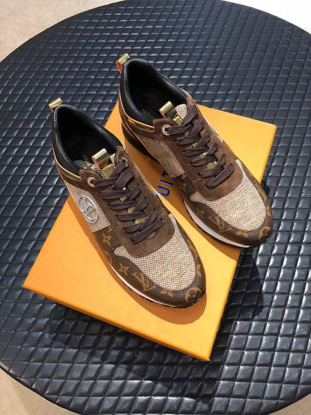 2019 NEW Arrival Top Quality leather casual Running outdoor for women Casual shoes and Men Casual Shoes free ship pingA7 
2019 NEW Arrival Top Quality leather casual Running outdoor for women Casual shoes and Men Casual Shoes free ship pingA7