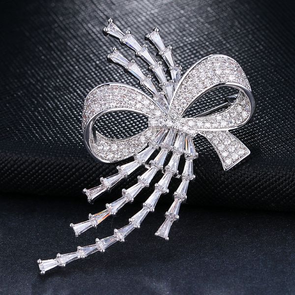 emmayaunique design white gold/rose gold cubic zircon butterfly brooch for women wedding party, Gray
emmayaunique design white gold/rose gold cubic zircon butterfly brooch for women wedding party, Gray
