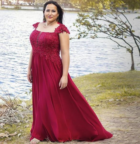 burgundy plus size lace prom dresses sheer jewel neck beaded evening gowns a line chiffon floor length formal dress, Black
burgundy plus size lace prom dresses sheer jewel neck beaded evening gowns a line chiffon floor length formal dress, Black