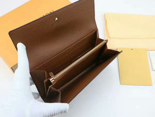 Новый известный бренд натуральная кожа монет засов длинные кошельки M61734 Мужчины
Новый известный бренд натуральная кожа монет засов длинные кошельки M61734 Мужчины