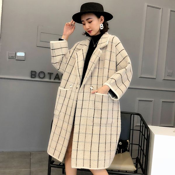 long in the new winter plover case with thick sweater cardigan mink wool coat, White;black
long in the new winter plover case with thick sweater cardigan mink wool coat, White;black