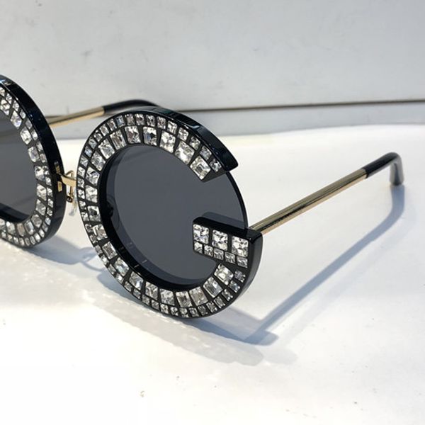 Luxury 6121 ungla e fa hion women diamond fram bling bling 6121b de ign big frame over ized model round len uv400 pretection, White;black
Luxury 6121 ungla e fa hion women diamond fram bling bling 6121b de ign big frame over ized model round len uv400 pretection, White;black