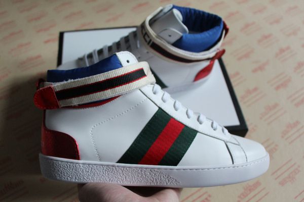 2018 new fa hion men de igner hoe white black jacquard tripe ace high with green and red web neaker for men women
2018 new fa hion men de igner hoe white black jacquard tripe ace high with green and red web neaker for men women
