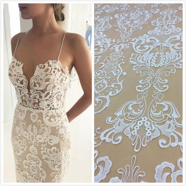 5 yards french african lace fabric with floral style nigerian embroidered lace fabric for wedding dresses, White;gold
5 yards french african lace fabric with floral style nigerian embroidered lace fabric for wedding dresses, White;gold