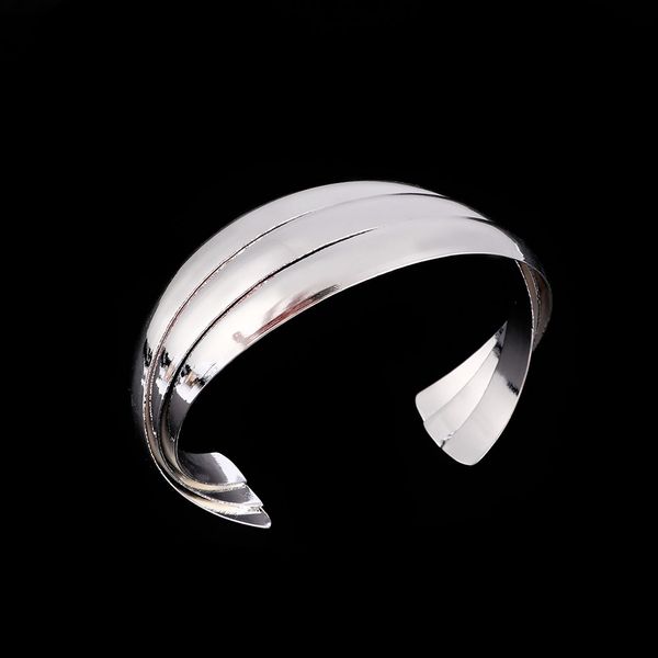 1pc simple fashion punk silver plated opening bangle women beautiful cool jewelry accessories copper bangles, Black
1pc simple fashion punk silver plated opening bangle women beautiful cool jewelry accessories copper bangles, Black