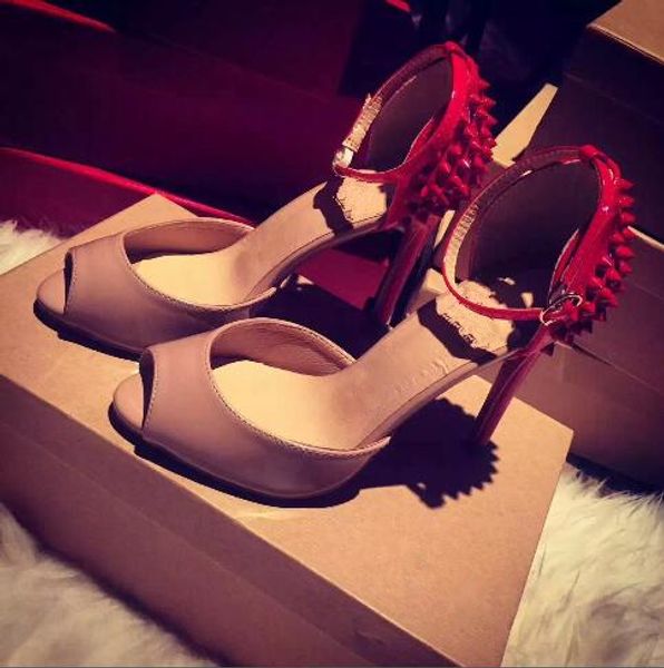 2018 women spikes shoes red bottoms high heels pointed toe red sole pumps come with logo dust bags wedding shoes, Black
2018 women spikes shoes red bottoms high heels pointed toe red sole pumps come with logo dust bags wedding shoes, Black