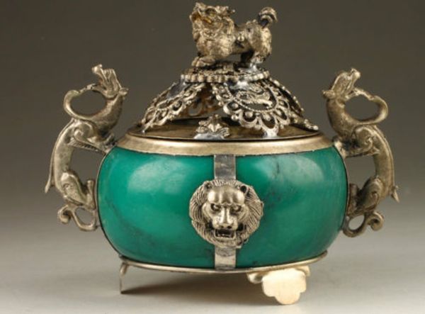 Старинные Коллекции Ручной Работы Старый Тибет Серебряный Дракон Нефрит Курильн
Старинные Коллекции Ручной Работы Старый Тибет Серебряный Дракон Нефрит Курильн