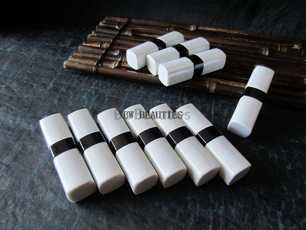 100pcs/lot 12.1mm white lipstic lip tube empty plastic lipstick tube lipstick gloss container
100pcs/lot 12.1mm white lipstic lip tube empty plastic lipstick tube lipstick gloss container