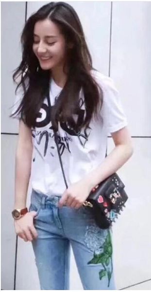 Harajuku New Tag High Quality printed letter women T-shirts Streetwear Loose Design black and white female Tshirts moschionitied tops tee
Harajuku New Tag High Quality printed letter women T-shirts Streetwear Loose Design black and white female Tshirts moschionitied tops tee