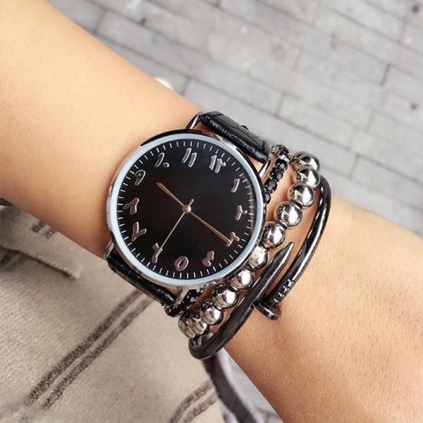new fashion watch of 2018 men and women leather waterproof watch simple quartz lovers' watch 2018, Slivery;brown
new fashion watch of 2018 men and women leather waterproof watch simple quartz lovers' watch 2018, Slivery;brown