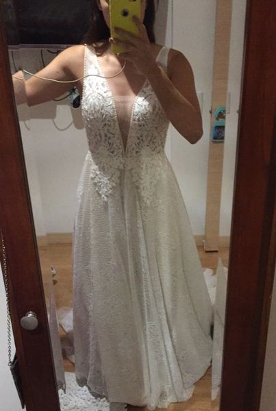lace wedding dresses with v neck 2018 low front and back pearl crystal beaded bridal gowns, White
lace wedding dresses with v neck 2018 low front and back pearl crystal beaded bridal gowns, White