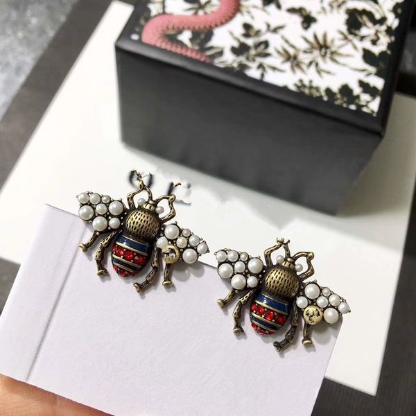 fashion brand jewelry pearl wing bee stud earrings pearl stud earrings brass vintage designer earrings 2020 designer, Golden
fashion brand jewelry pearl wing bee stud earrings pearl stud earrings brass vintage designer earrings 2020 designer, Golden