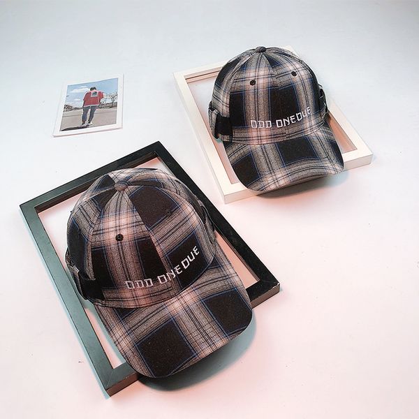 2018 new new cotton individual leisure retro lattices embroidered adjustable baseball cap baseball hat men and women dad hat, Blue;gray
2018 new new cotton individual leisure retro lattices embroidered adjustable baseball cap baseball hat men and women dad hat, Blue;gray