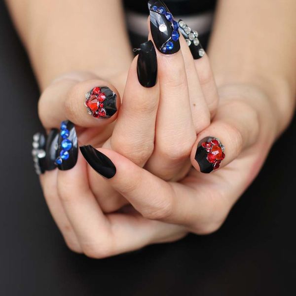 solid color new design beautiful delicate square head hand made candy fake nails black w29, Red;gold
solid color new design beautiful delicate square head hand made candy fake nails black w29, Red;gold