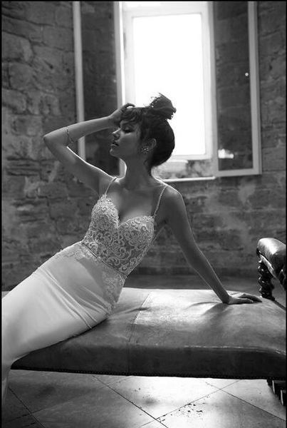 julie vino 2018 lace plus size wedding dress pearls spaghetti straps mermaid wedding dresses bridal gowns custom made, White
julie vino 2018 lace plus size wedding dress pearls spaghetti straps mermaid wedding dresses bridal gowns custom made, White