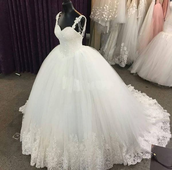 2018 luxury ball gown wedding dresses sweetheart spaghetti straps crystal beaded tulle plus size wedding dresses backless bridal dresses, White
2018 luxury ball gown wedding dresses sweetheart spaghetti straps crystal beaded tulle plus size wedding dresses backless bridal dresses, White