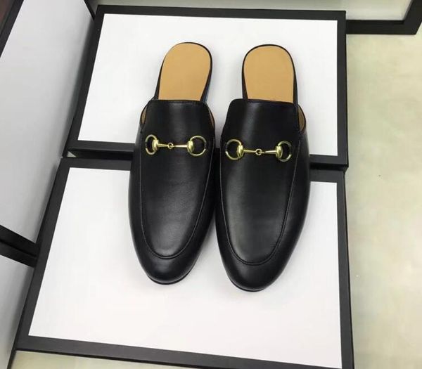 2018 upscale rhinestone decoration fur slippers women crystal beading mules shoes pointed toe rabbit fur sandals flip flops, Black
2018 upscale rhinestone decoration fur slippers women crystal beading mules shoes pointed toe rabbit fur sandals flip flops, Black