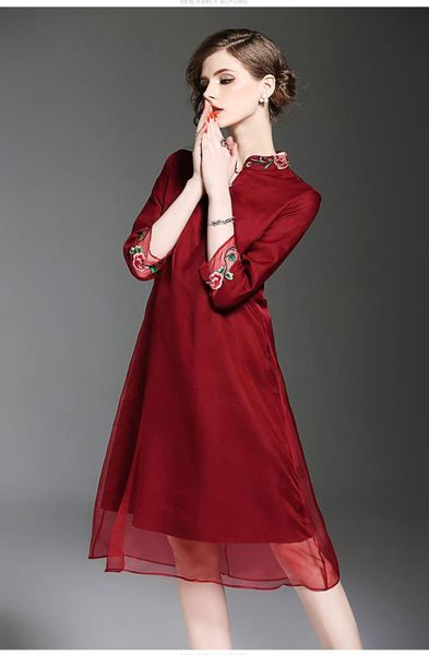 2018 элегантная китайская мода шелковый cheongsam современный qipao макси платье для женщин, Red
2018 элегантная китайская мода шелковый cheongsam современный qipao макси платье для женщин, Red