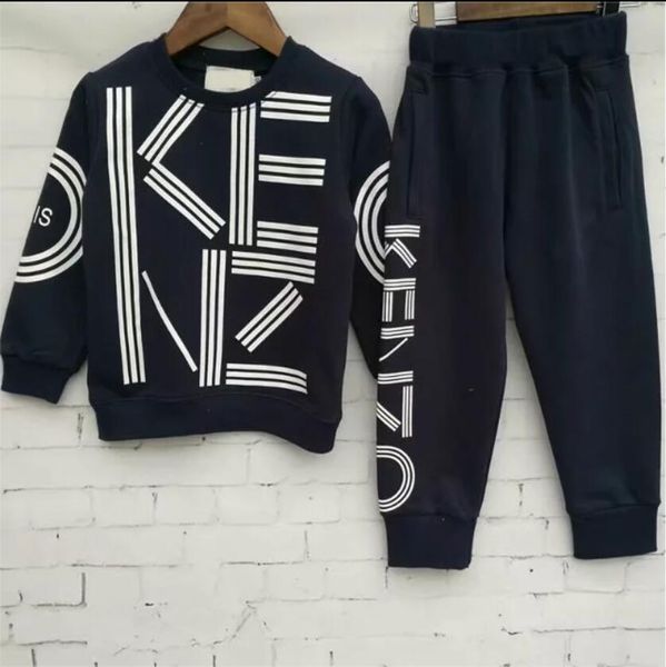 Brand designer luxury digital cotton T-shirt and pants children cotton suit baby girl summer suit baby sports suit 2 pieces / set
Brand designer luxury digital cotton T-shirt and pants children cotton suit baby girl summer suit baby sports suit 2 pieces / set