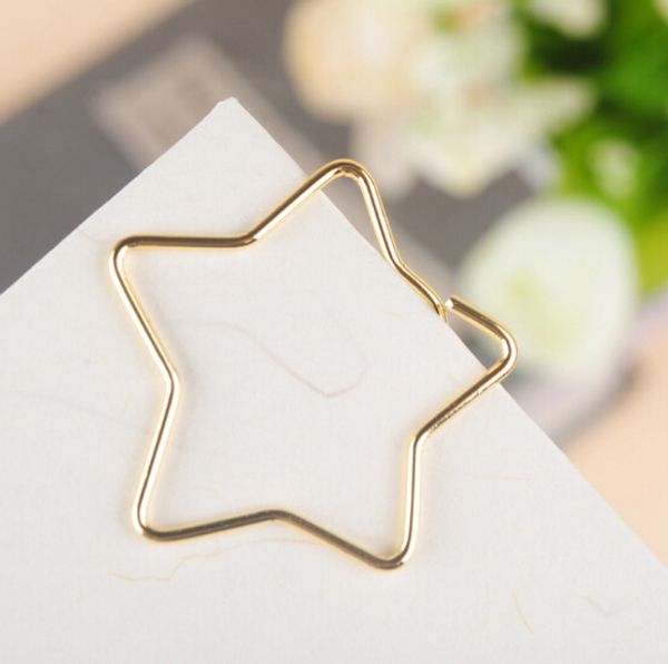 5pcs/lot stars shape paper clips creative interesting bookmark clipmetal memo clip shaped paper clips for office school home
5pcs/lot stars shape paper clips creative interesting bookmark clipmetal memo clip shaped paper clips for office school home