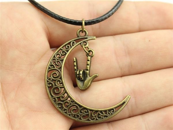 wysiwyg 5 pieces leather chain necklaces pendants choker collar women necklace jewelry i love you gesture 18x10mm n6-a11573-a10671, Golden;silver
wysiwyg 5 pieces leather chain necklaces pendants choker collar women necklace jewelry i love you gesture 18x10mm n6-a11573-a10671, Golden;silver