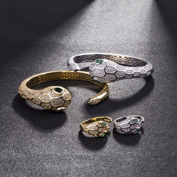 Snake Head Open Bangle Animal Silver Diamond Bracelets Woman Wedding Party Hollow Bangles Jewelry Set
Snake Head Open Bangle Animal Silver Diamond Bracelets Woman Wedding Party Hollow Bangles Jewelry Set