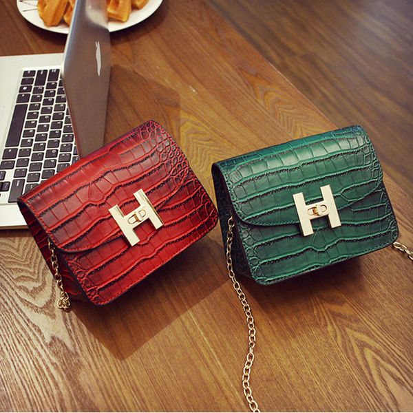 new designer handbags snake pu embossed fashion women bag chain crossbody bag brand designer messenger bag sac a main 2 models optional
new designer handbags snake pu embossed fashion women bag chain crossbody bag brand designer messenger bag sac a main 2 models optional