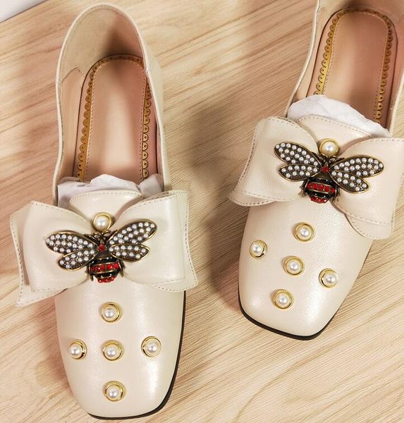 2018 spring fashion designer women loafer genuine leather shoes with bee and pearl italy luxury shoes brand, Black
2018 spring fashion designer women loafer genuine leather shoes with bee and pearl italy luxury shoes brand, Black