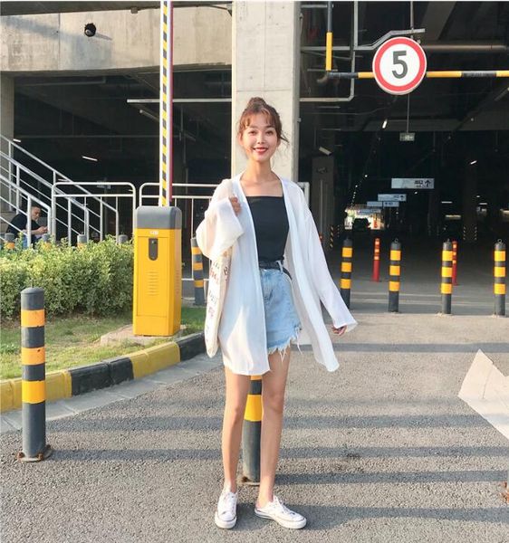 nowshirt sun protection clothing female summer korean version of ulzzang beahe wild chiffon cardigan thin shirt loose air-conditioning shirt, White
nowshirt sun protection clothing female summer korean version of ulzzang beahe wild chiffon cardigan thin shirt loose air-conditioning shirt, White