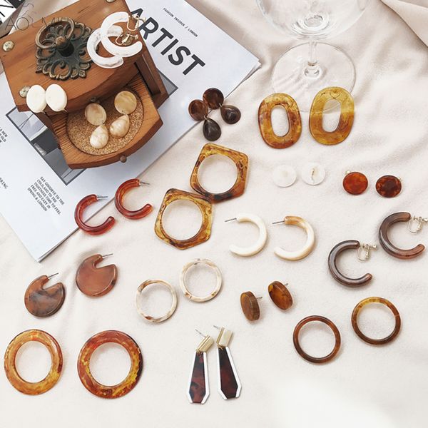 aomu 2018 korean vintage acrylic geometry oval big stud earrings set circle round exaggerated resin ear jewelry brincos, Golden;silver
aomu 2018 korean vintage acrylic geometry oval big stud earrings set circle round exaggerated resin ear jewelry brincos, Golden;silver