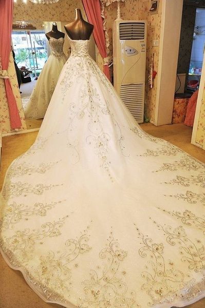 luxury royal style empire wedding dress 2018 for women formal party cathedral train sleeveless tulle back is lace-up customize, White
luxury royal style empire wedding dress 2018 for women formal party cathedral train sleeveless tulle back is lace-up customize, White