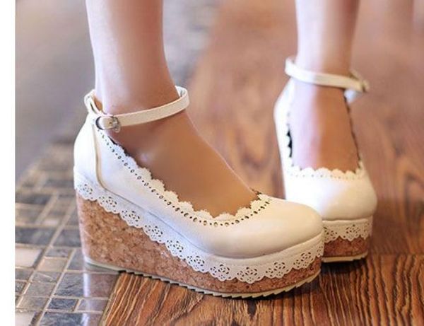 send 2018 new style spring slope heel waterproof table round head shallow mouth thick bottom women's shoes, Black
send 2018 new style spring slope heel waterproof table round head shallow mouth thick bottom women's shoes, Black