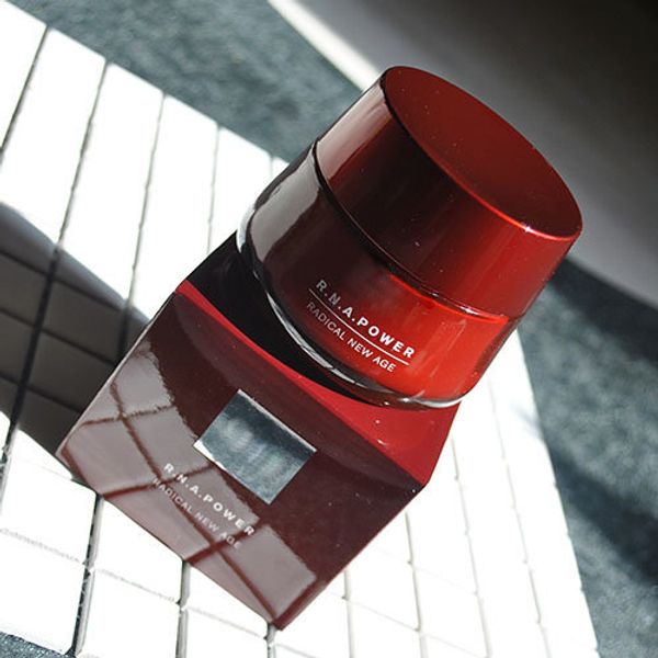 cosmetics face cream day creams r.n.a.power radical new age and good quality facial skin care dhl shipping, White
cosmetics face cream day creams r.n.a.power radical new age and good quality facial skin care dhl shipping, White