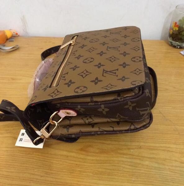 2018 дизайнер Женщины сумки crossbody сумки на ремне сумки сумки Сумки цепи ремни сумки 
2018 дизайнер Женщины сумки crossbody сумки на ремне сумки сумки Сумки цепи ремни сумки