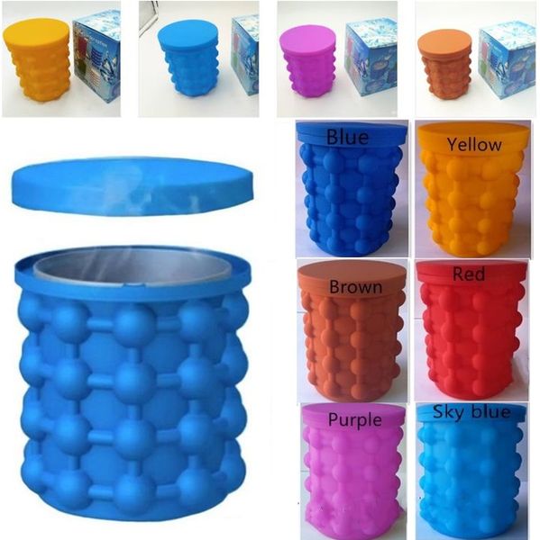 new 10.2*10.2*12.2cm silicone ice cube ice bucket revolutionary space saving ice genie kitchen tools for chilling beverage i238
new 10.2*10.2*12.2cm silicone ice cube ice bucket revolutionary space saving ice genie kitchen tools for chilling beverage i238