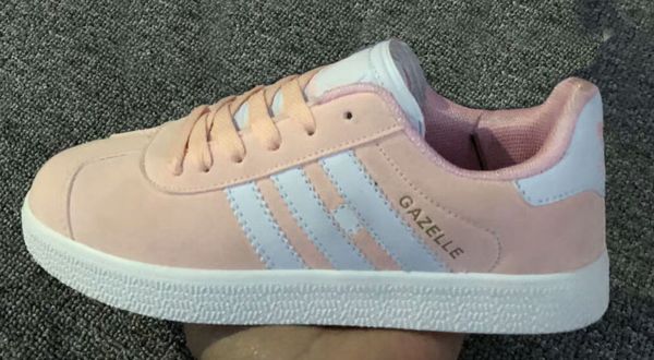 cheap Suede Gazelle Men & Women Low cut Casual Casual gazelle Trainer Chukka Black Red pink Grey Lightweight Breathable Walking Hiking Shoes
cheap Suede Gazelle Men & Women Low cut Casual Casual gazelle Trainer Chukka Black Red pink Grey Lightweight Breathable Walking Hiking Shoes