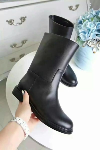 2018 fw luxury fashion martin luxury men sandals real high heel shoes with box dust bag, Black
2018 fw luxury fashion martin luxury men sandals real high heel shoes with box dust bag, Black