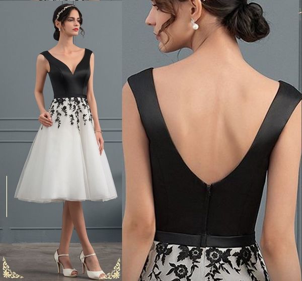 black and white short wedding dress v neck backless applique flowers a line organza satin knee length wedding bridal gowns
black and white short wedding dress v neck backless applique flowers a line organza satin knee length wedding bridal gowns