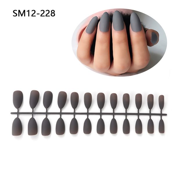 24pcs/sheet fashion matte false nails long tips patch pure color artificial chip french nail art extensions accessories tools, Red;gold
24pcs/sheet fashion matte false nails long tips patch pure color artificial chip french nail art extensions accessories tools, Red;gold