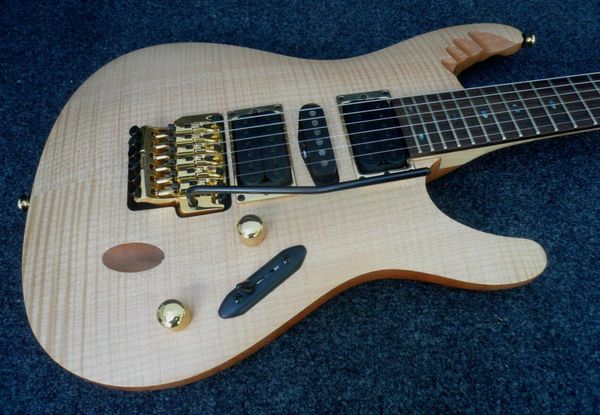 Cu tom uper thin herman li egen18 flame maple blonde natural electric guitar floyd ro e tremolo bridge abalone oval inlay h h pickup
Cu tom uper thin herman li egen18 flame maple blonde natural electric guitar floyd ro e tremolo bridge abalone oval inlay h h pickup