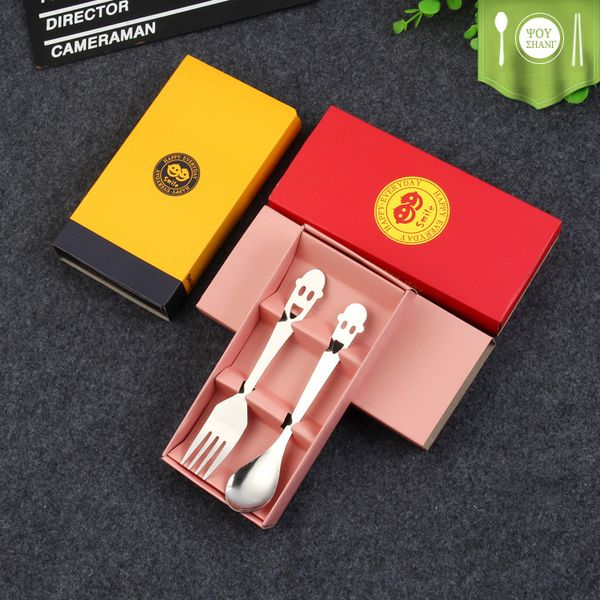 unique design promotional gift set colorful box packing smiling face stainless steel spoon and fork set silver spoon fork set
unique design promotional gift set colorful box packing smiling face stainless steel spoon and fork set silver spoon fork set
