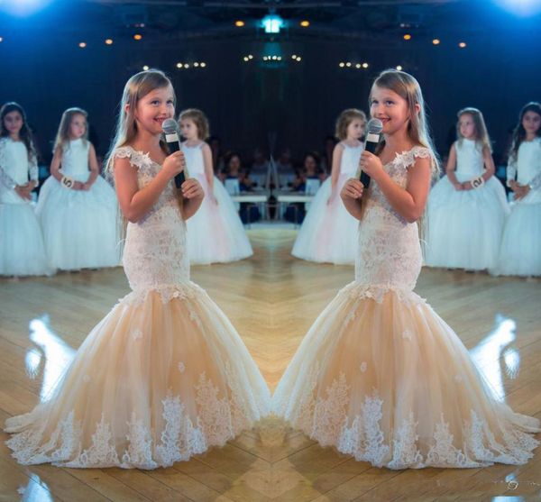 2019 NEW Cute Mermaid Girls Pageant Gowns Lace Applique Sleeveless Cheap Flower Girls Dresses Children Organza V Neck Kids Birthday Dress
2019 NEW Cute Mermaid Girls Pageant Gowns Lace Applique Sleeveless Cheap Flower Girls Dresses Children Organza V Neck Kids Birthday Dress
