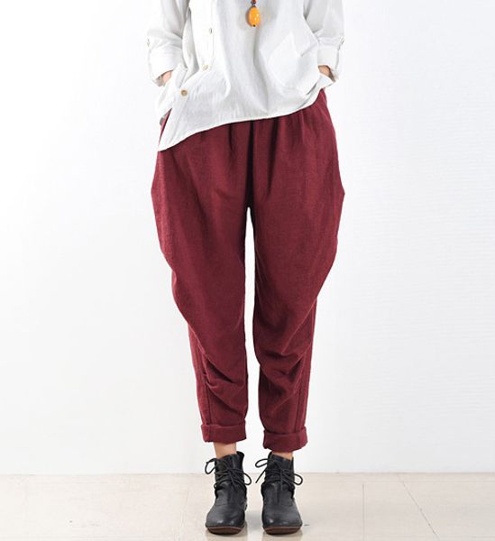 2017 chinese style linen trousers national trend pants harem pants plus size fluid bloomers female loose, Black;white
2017 chinese style linen trousers national trend pants harem pants plus size fluid bloomers female loose, Black;white