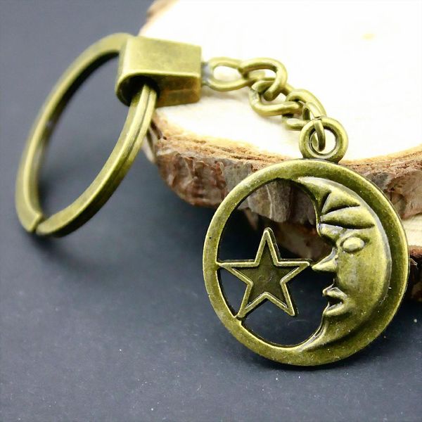6 pieces key chain women key rings fashion keychains for men star and moon 25mm, Slivery;golden
6 pieces key chain women key rings fashion keychains for men star and moon 25mm, Slivery;golden
