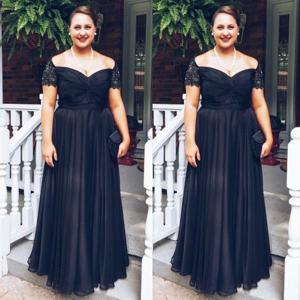 sell dark navy lace mother of the bride dresses vintage short sleeves african plus size maid of honor gowns 2020 new, Black;red
sell dark navy lace mother of the bride dresses vintage short sleeves african plus size maid of honor gowns 2020 new, Black;red