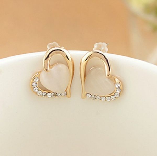 delicated rhinestoned heart ear studs gold plated alloy girls womens ear clips stud earrings, Silver
delicated rhinestoned heart ear studs gold plated alloy girls womens ear clips stud earrings, Silver