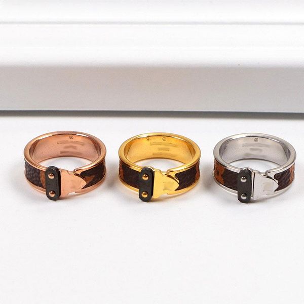 Fashion Brand Design Rings Titanium Steel Ring Hot Luxury 18K Gold Rose Silver Clip Leather Ring for Men and Women Lovers Gift
Fashion Brand Design Rings Titanium Steel Ring Hot Luxury 18K Gold Rose Silver Clip Leather Ring for Men and Women Lovers Gift