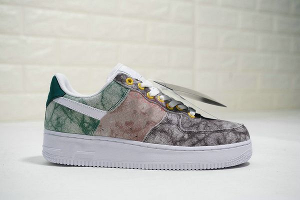 1 07 LXX W Running Shoes Men Women Metallic Tones Forces Summit White and Oil Grey good quality Sneakers
1 07 LXX W Running Shoes Men Women Metallic Tones Forces Summit White and Oil Grey good quality Sneakers