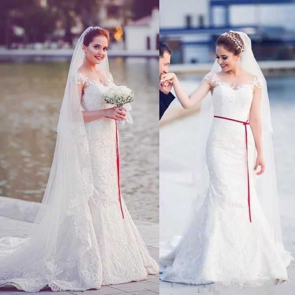 red sash русалка свадебные платья с открытым вырезом cap рукава аппликации кружева свадебные платья sweep поезд нестандартного размера, White
red sash русалка свадебные платья с открытым вырезом cap рукава аппликации кружева свадебные платья sweep поезд нестандартного размера, White