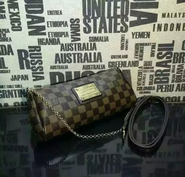 Wholesale - New ladies bag high quality PU leather ladies Messenger bag casual Messenger bag striped handbag fashion small Daren
Wholesale - New ladies bag high quality PU leather ladies Messenger bag casual Messenger bag striped handbag fashion small Daren